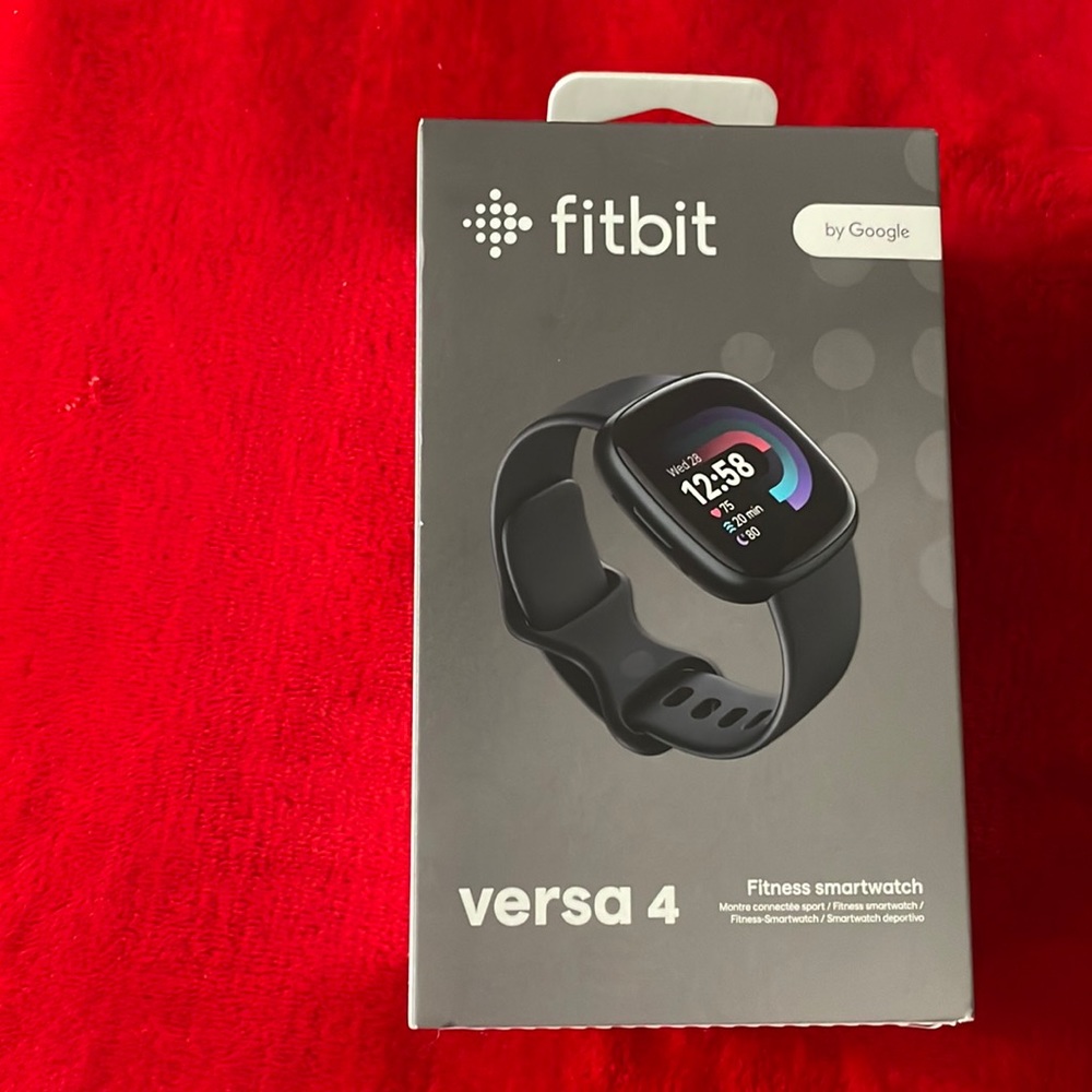 Fitbit Versa 4